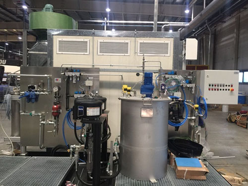 底盤(pán)零部件自動(dòng)噴蠟系統